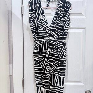 NWOT Ava Sky black white strip jumper sz S NEW